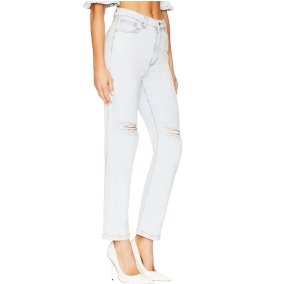 We Wore What High Rise Curvy Crop Straight Leg Jean - Super Light Wash - Size 26 - Picture 5 of 13